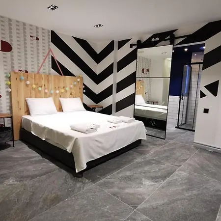 Exquisite With Private Pool In Antalya Hotel